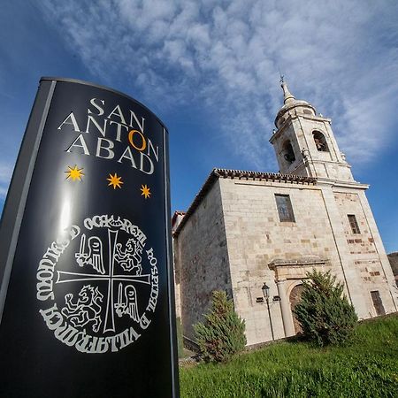 Hotel San Anton Abad Villafranca Montes De Oca Exterior photo