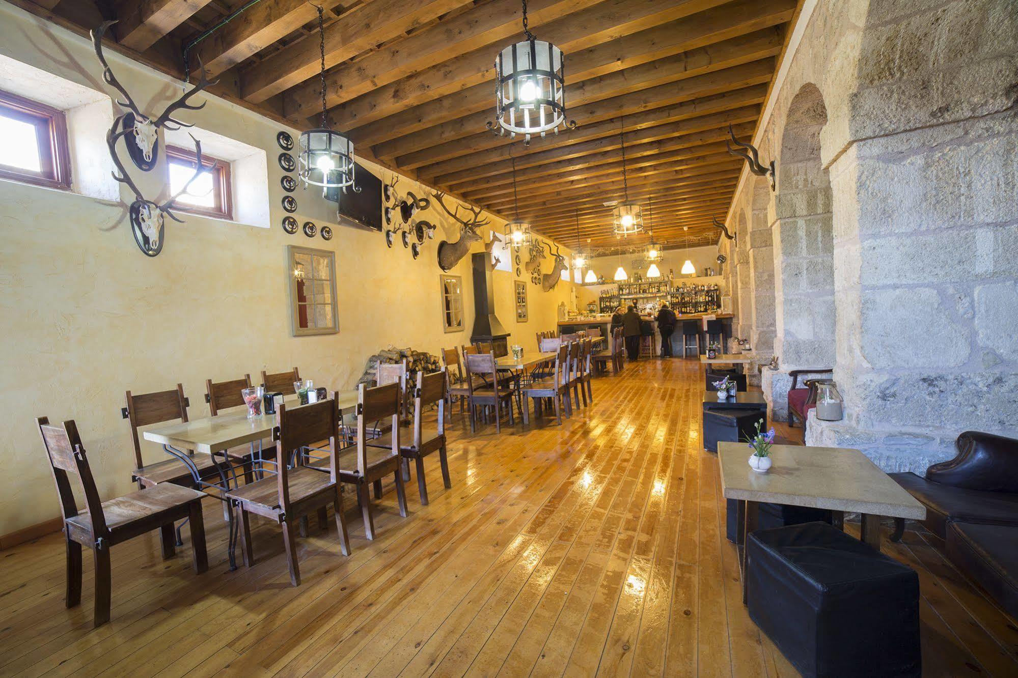 Hotel San Anton Abad Villafranca Montes De Oca Exterior photo