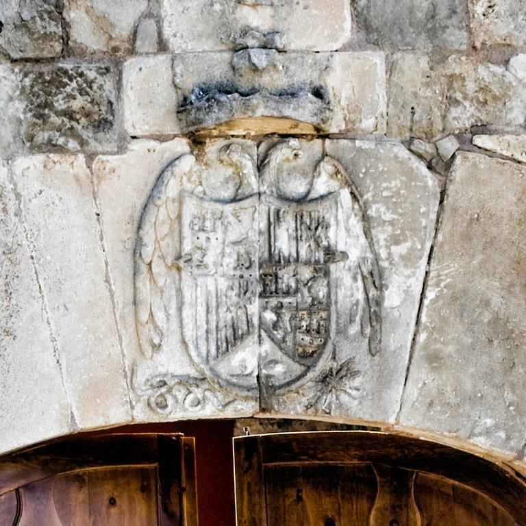 Hotel San Anton Abad Villafranca Montes De Oca Exterior photo